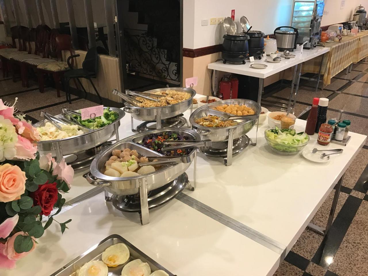 טאינאן Sunrise Hotel מראה חיצוני תמונה