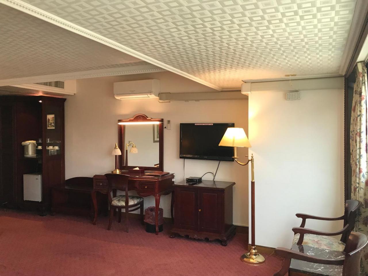 טאינאן Sunrise Hotel מראה חיצוני תמונה